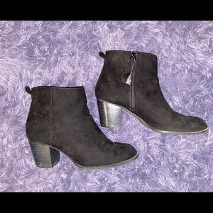 Black boots